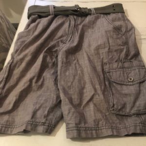 Men’s Belted Shorts